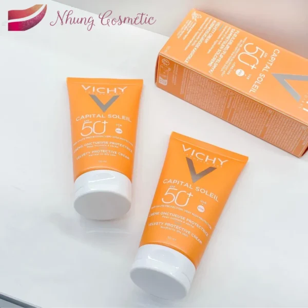 Kem Chống Nắng Vichy Thoáng Nhẹ Không Bóng Dầu SPF 50 - Capital Soleil Dry Touch Protective Face Fluid SPF50 UVB+UVA (50ml)